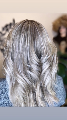 Наведите красоту со скидкой до 48% в салоне красоты «Монталь»!